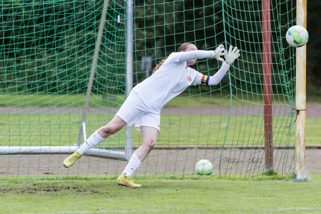 Bild 68 - wCJ VfL Pinneberg - Eimsbuetteler TV : Ergebnis: 0:5